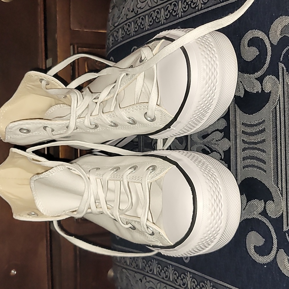 Stacked heel High Top Converse